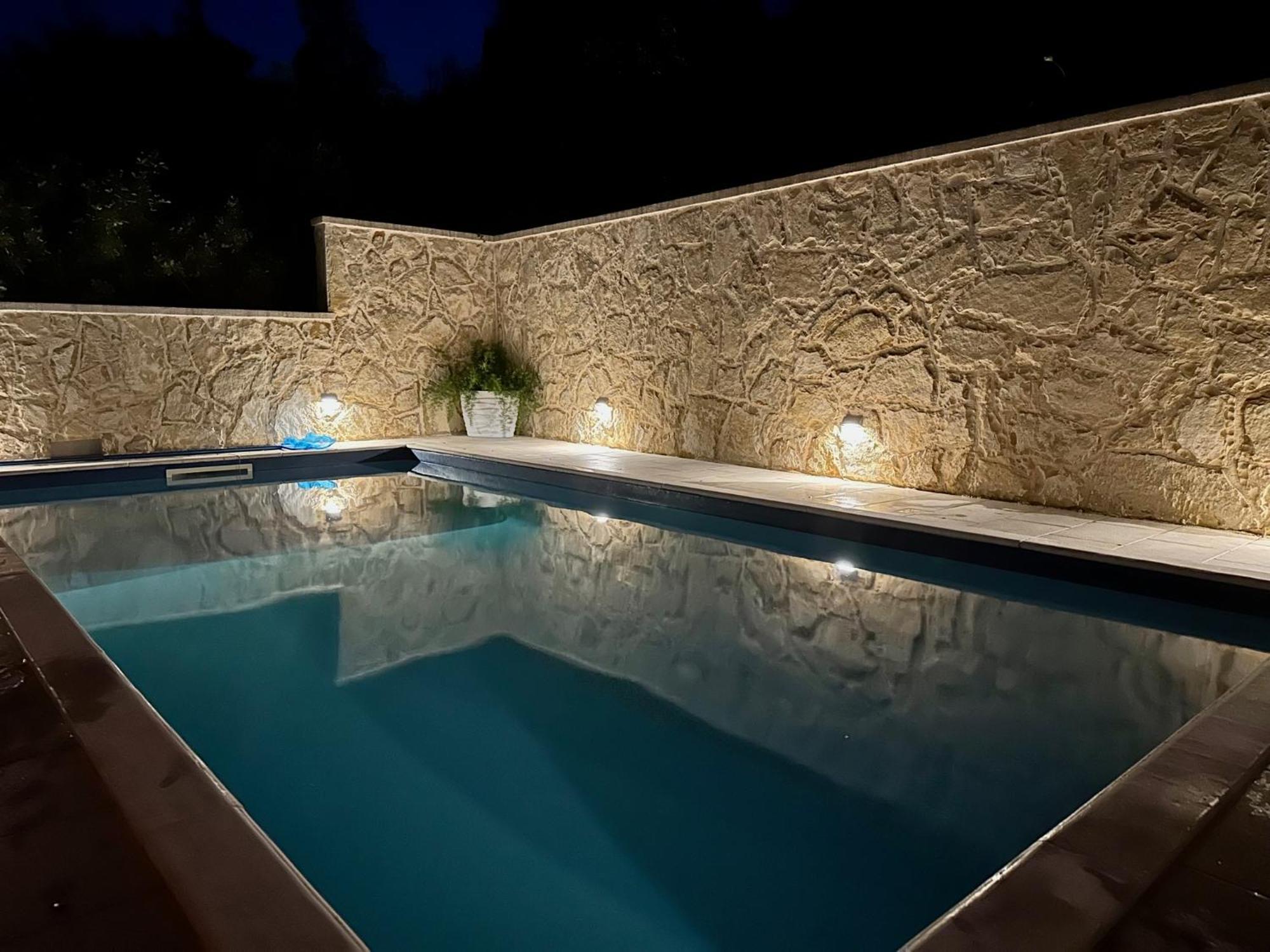 Duplex Apartment With Private Swimming Pool Preko Exterior foto